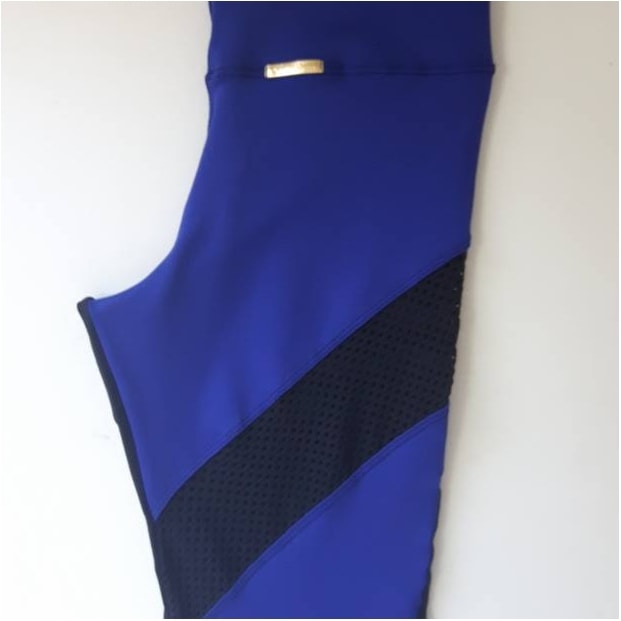 calça de ginastica com telinha