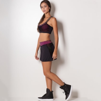 Short Saia Vermelho com Tapa Bumbum Preto e Telinha Lateral | VM80057 Short Saia Vermelho com Tapa Bumbum Preto e Telinha Lateral | VM80057